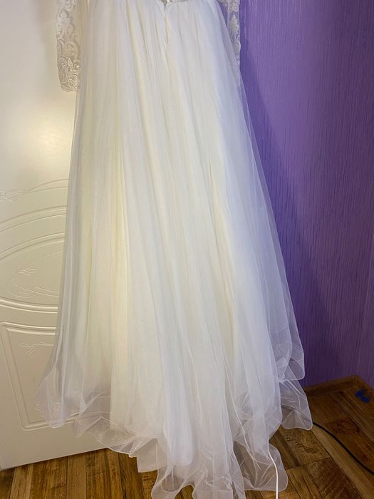 Сукня весільна вживана