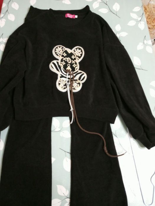 Теплий костюм для дівчинки 146