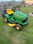 Traktorek kosiarka John Deere LTR 166 z koszem