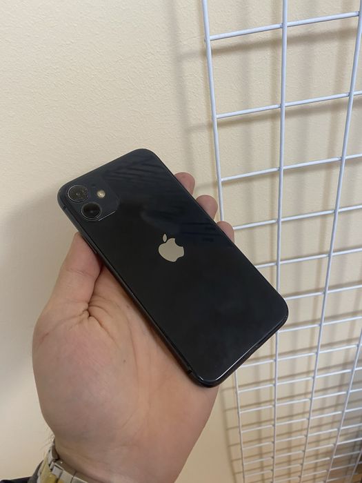 iPhone 11 64gb / Айфон / Телефон