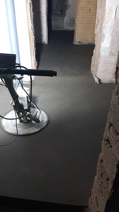 Полусухая механизированная стяжка пола