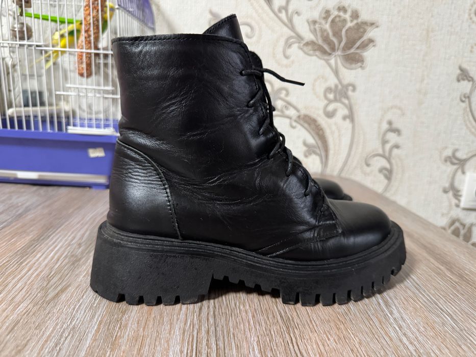 Шкіряні жіночі зимові чоботи