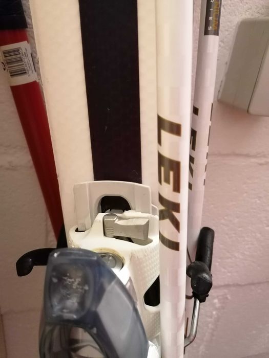 HEAD Skis + LEKI sticks