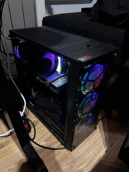 Komputer stacjonarny – AMD Ryzen 9 5900X / RTX 4060 / 32 GB RAM