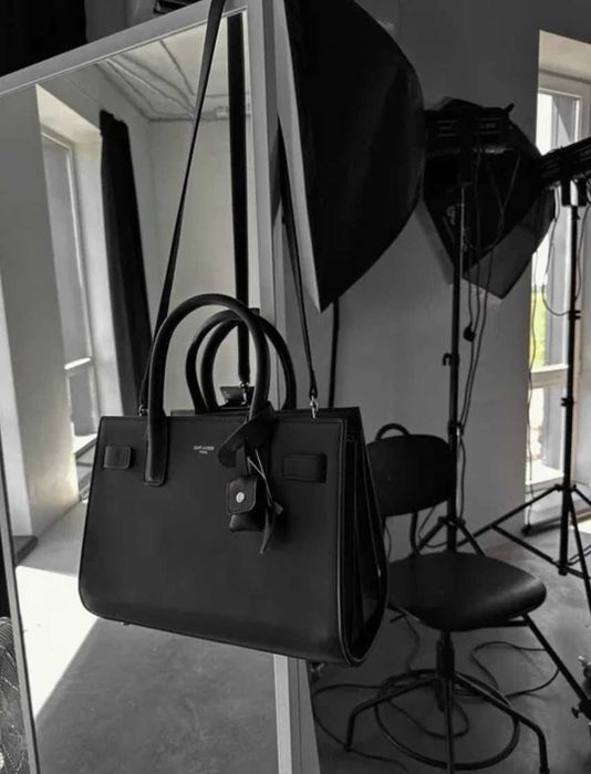 Сумка YSL Yves Saint Laurent гладка шкіра чорна