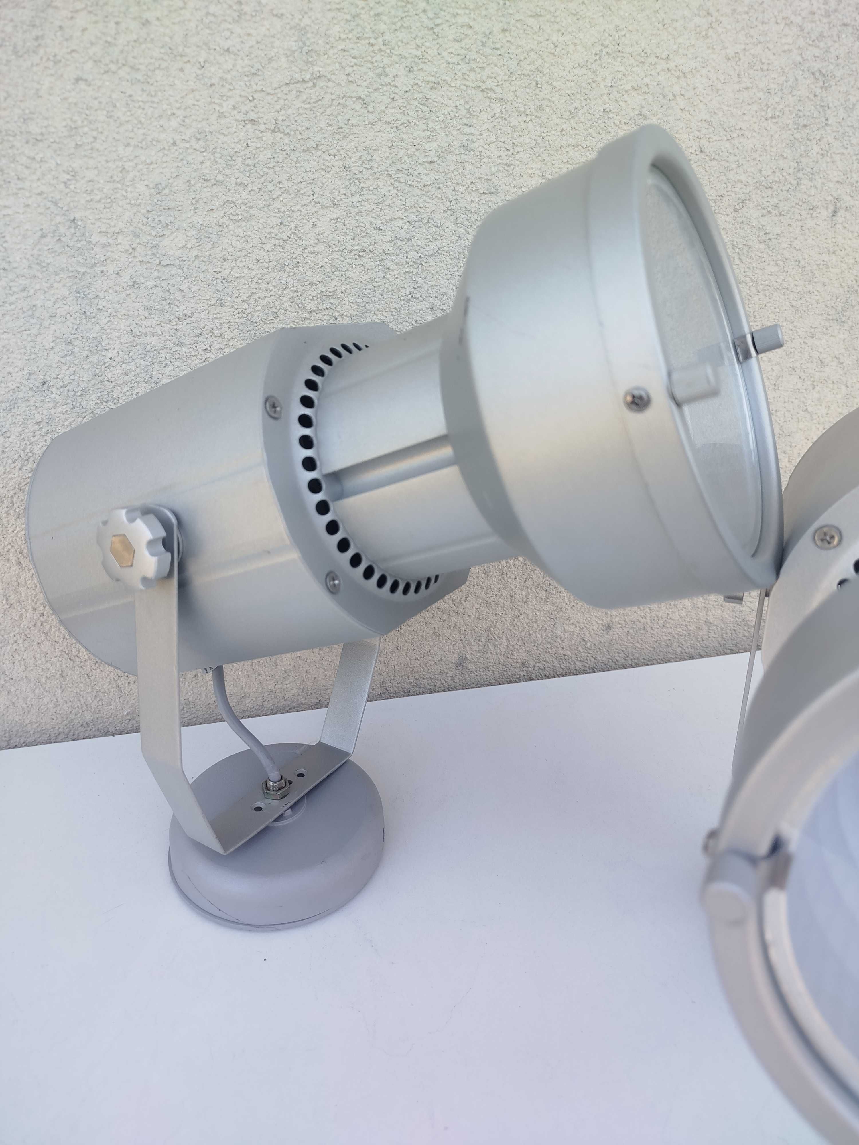 Sprzedam dwie duże lampy halogenowe
