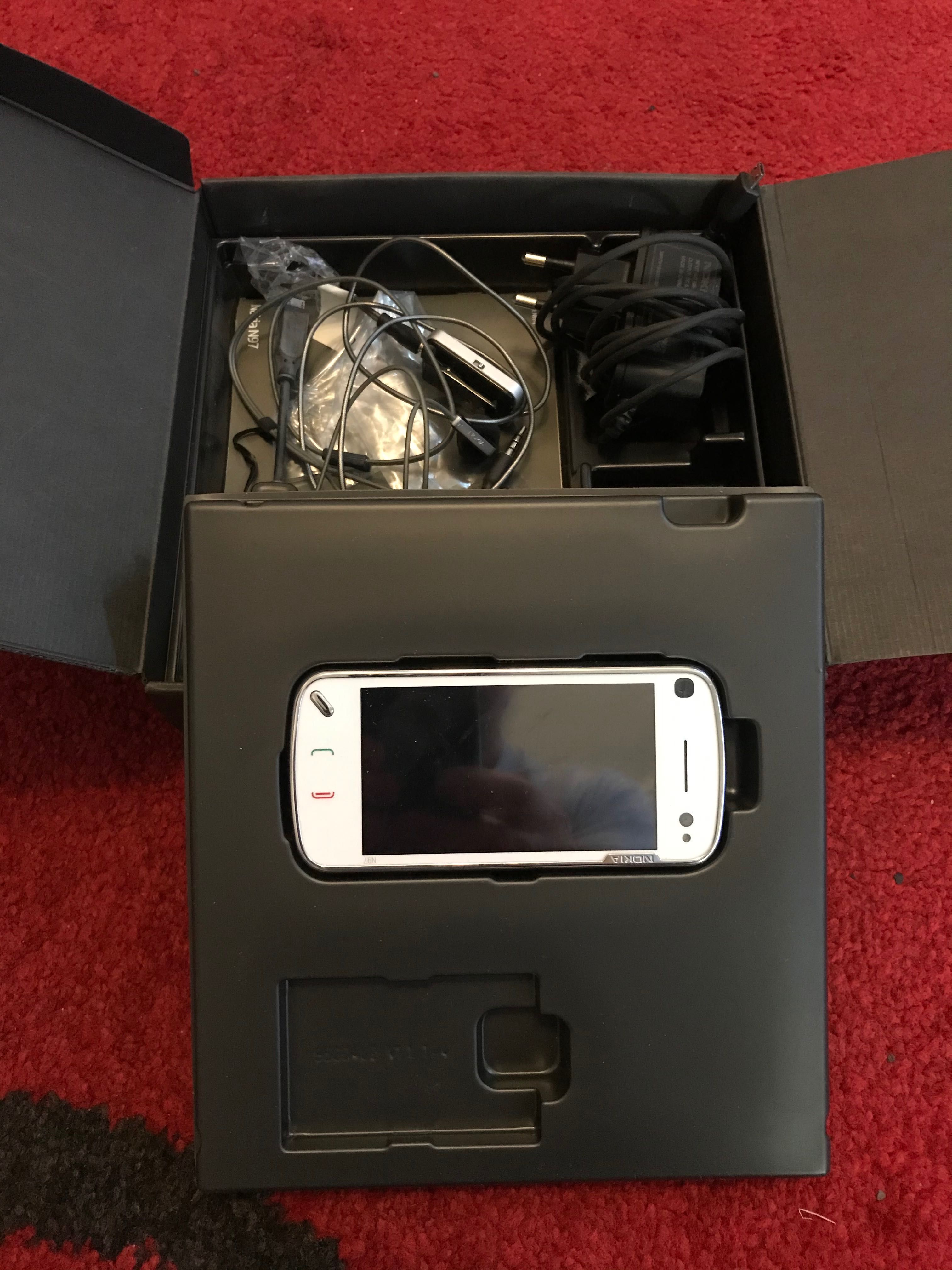 Nokia N97 como novo