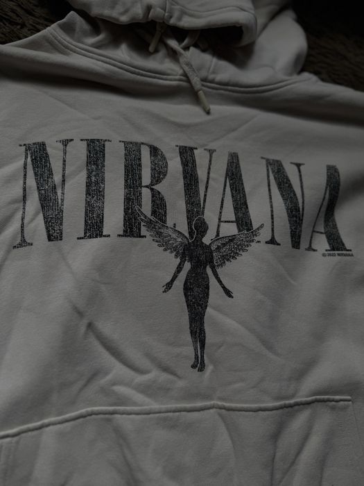 Худі Nirvana от H&m 2022 року
