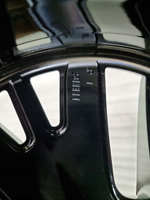 Nowe  Felgi Mercedes E-Klasa W214 All-Terrain 19 Cali Sensor Aero