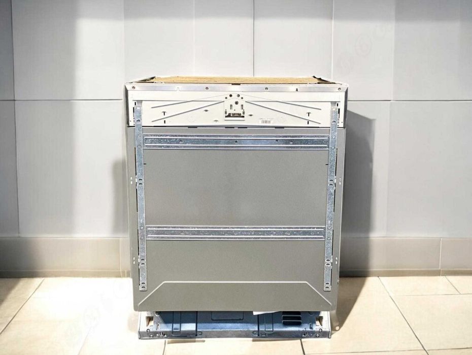 Вбудована посудомийна машина Miele G 4970 SCVi посудомийка