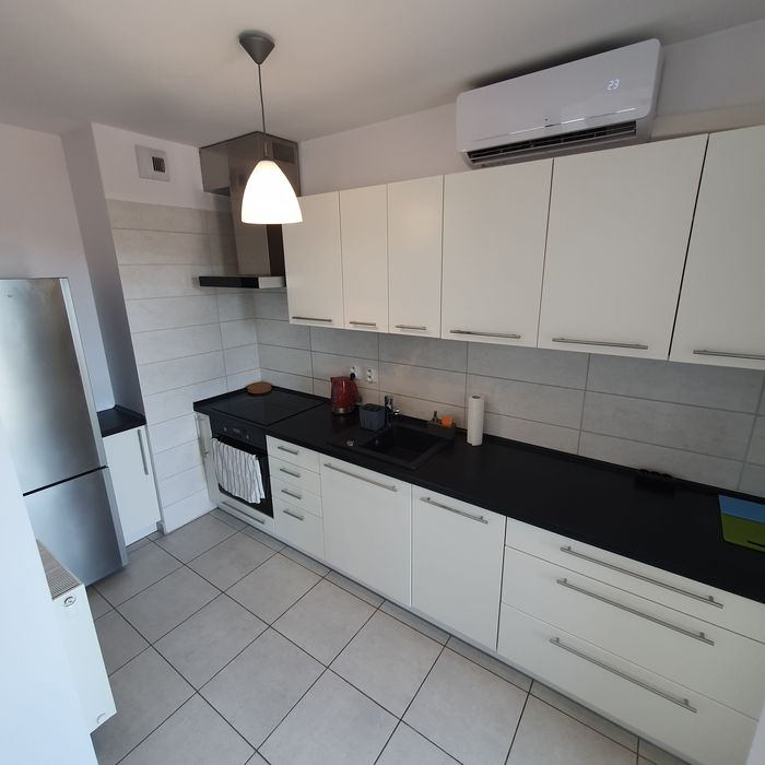 Kawalerka z Balkonem i Klimatyzacją | Przewóz | Apartament for Rent!