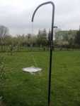 Grill wiszący na rurze giętej- ogród, działka