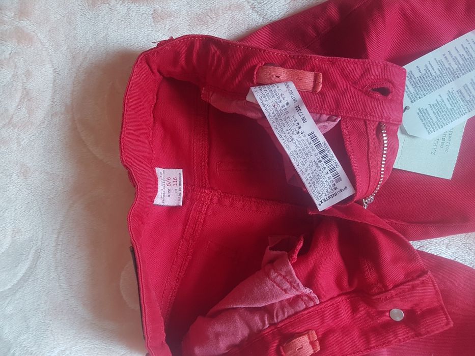 Жилетка детская +джинсы Zara 5/6 лет для девочки, красивый комплект