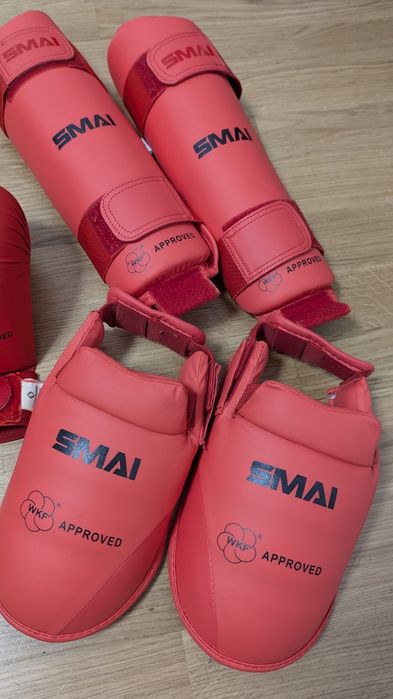 Захист гомілки та стопи SMAI з ліцензією WKF + перчатки Budo Nord . Б/