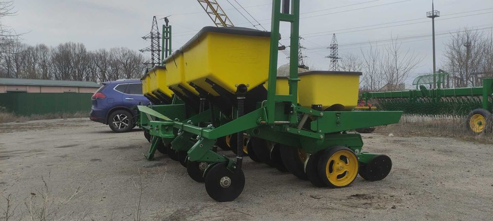 Продам сівалку John Deere 7000 як Нова.