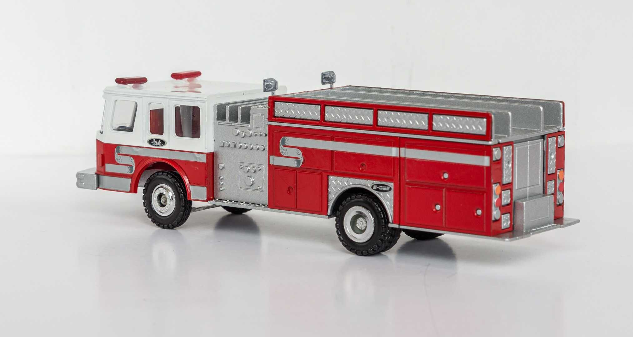 1:50 Mack E-One Hush Pumper MC-Series 1972-1990, Conrad #5510 Germany