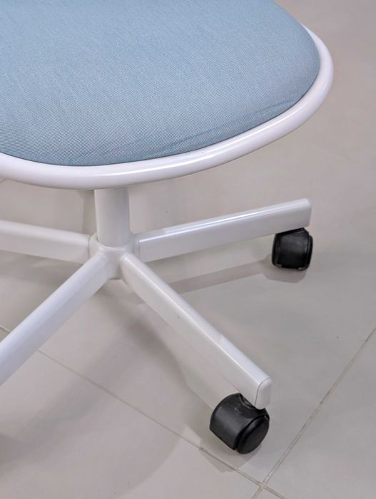 Krzesło dziecięce IKEA Orfjall, jasnozielone