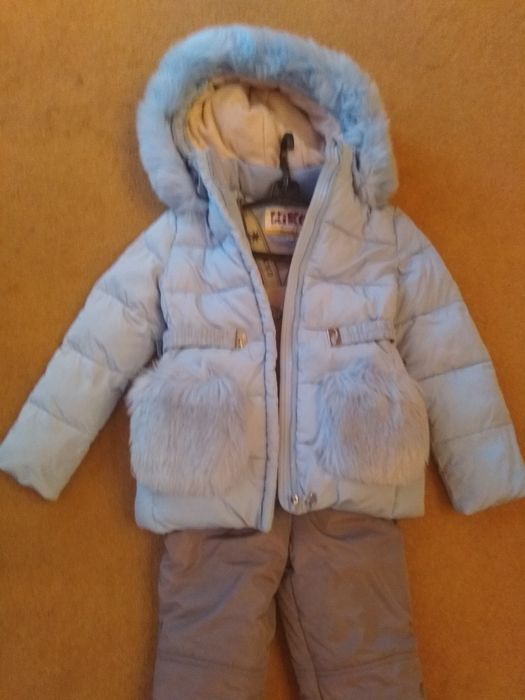 Продам детский зимний комбинезон