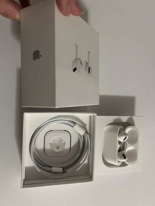 Apple airpods pro