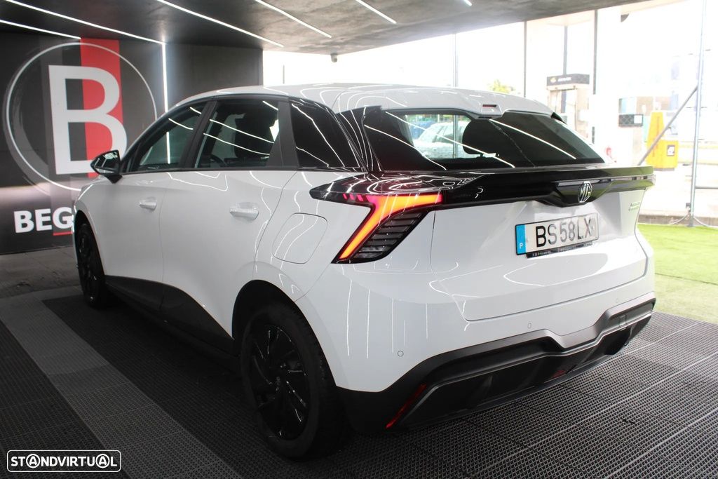 Aluguer tvde mg4 500 km autonomia