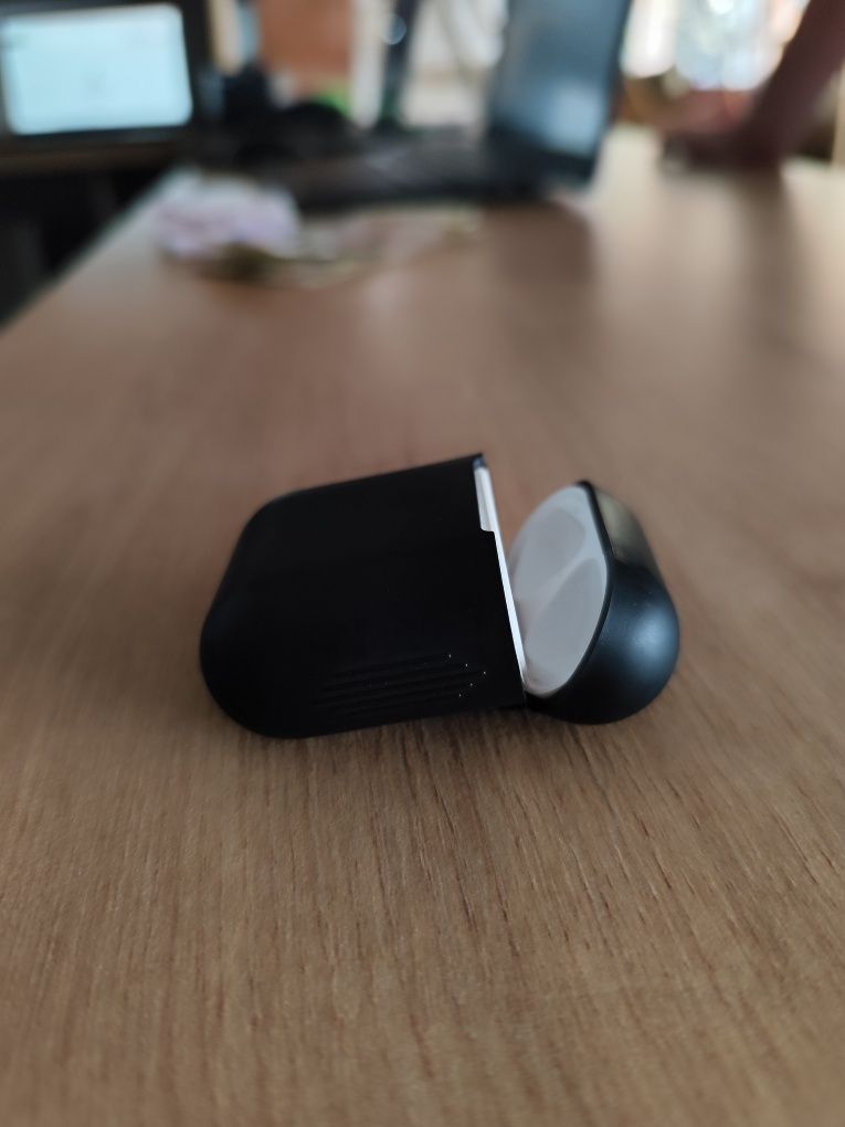 AirPods 2 покоління