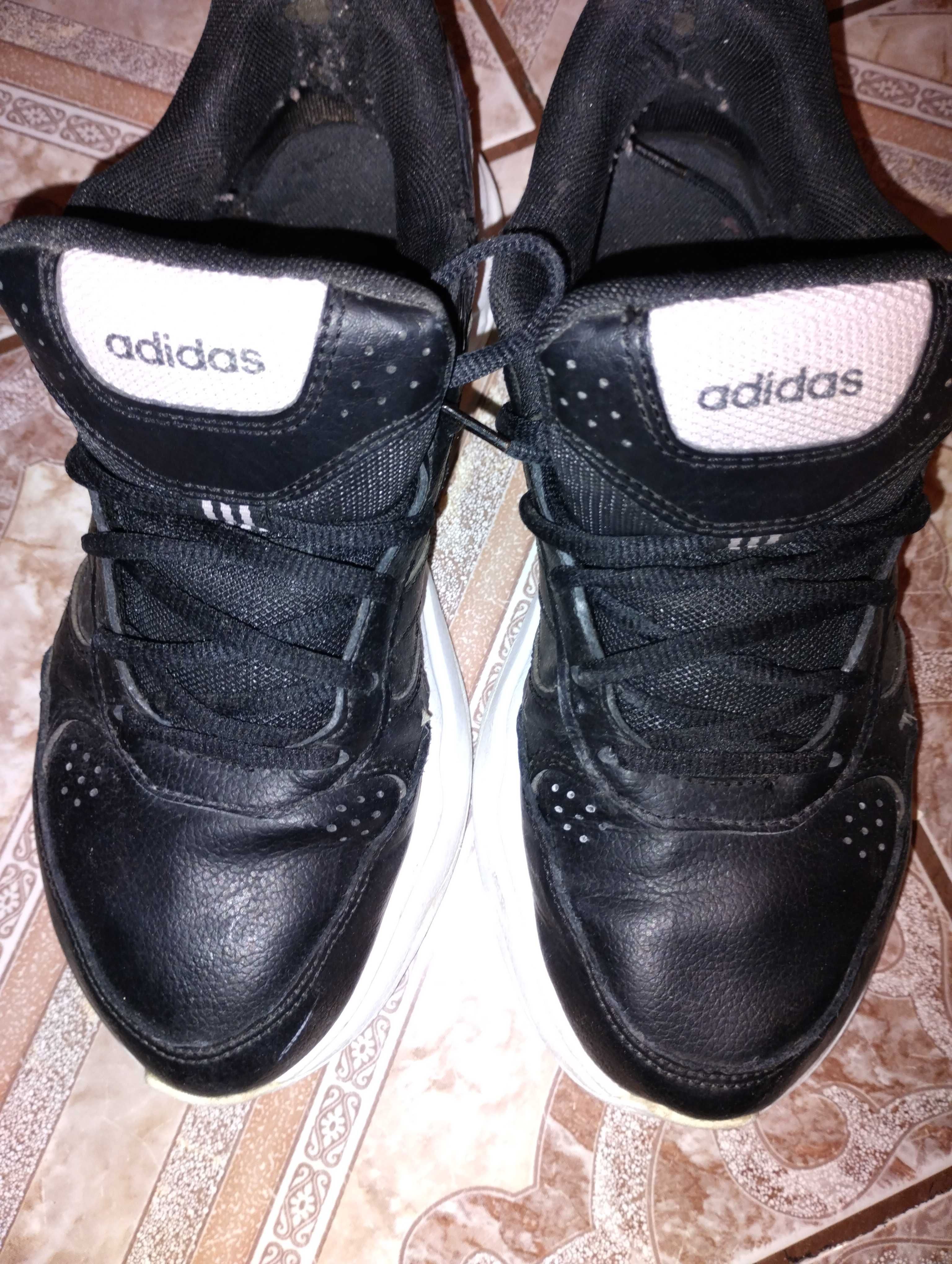 Buty sportowe Adidas