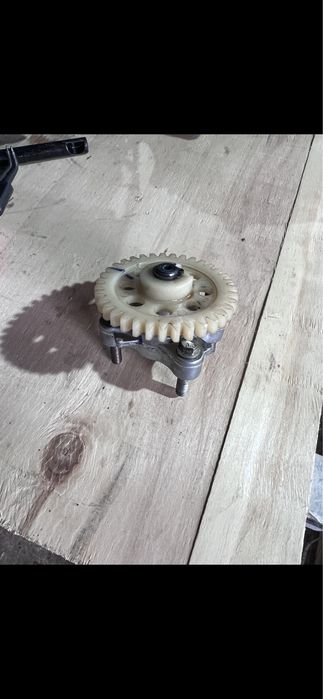 Масляний насос Bajaj Pulsar NS 200