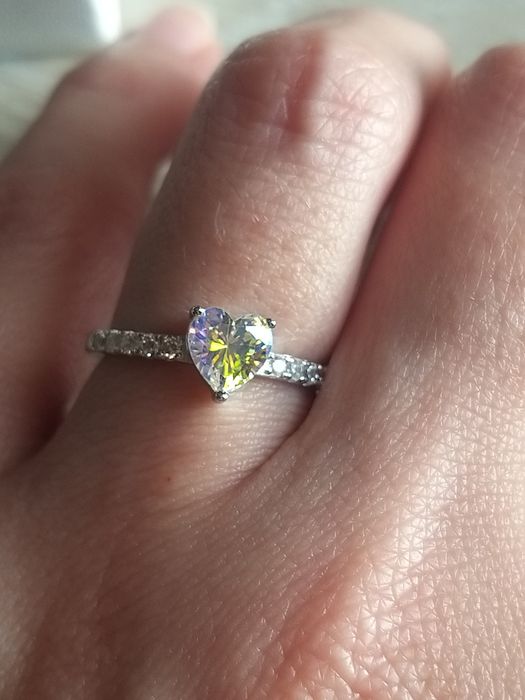 Колечко з кольоровим серцем , срібло, кубічний цирконій