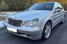 Mercedes-Benz Klasa C W203, Diesel, Sedan, Zarejestrowany