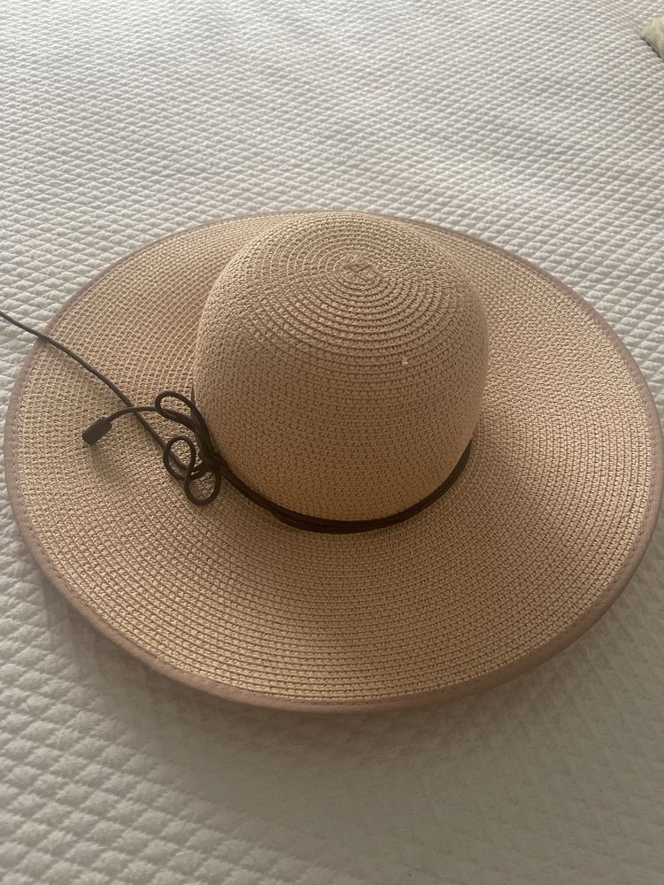 Chapeus- Praia- otimos para praia