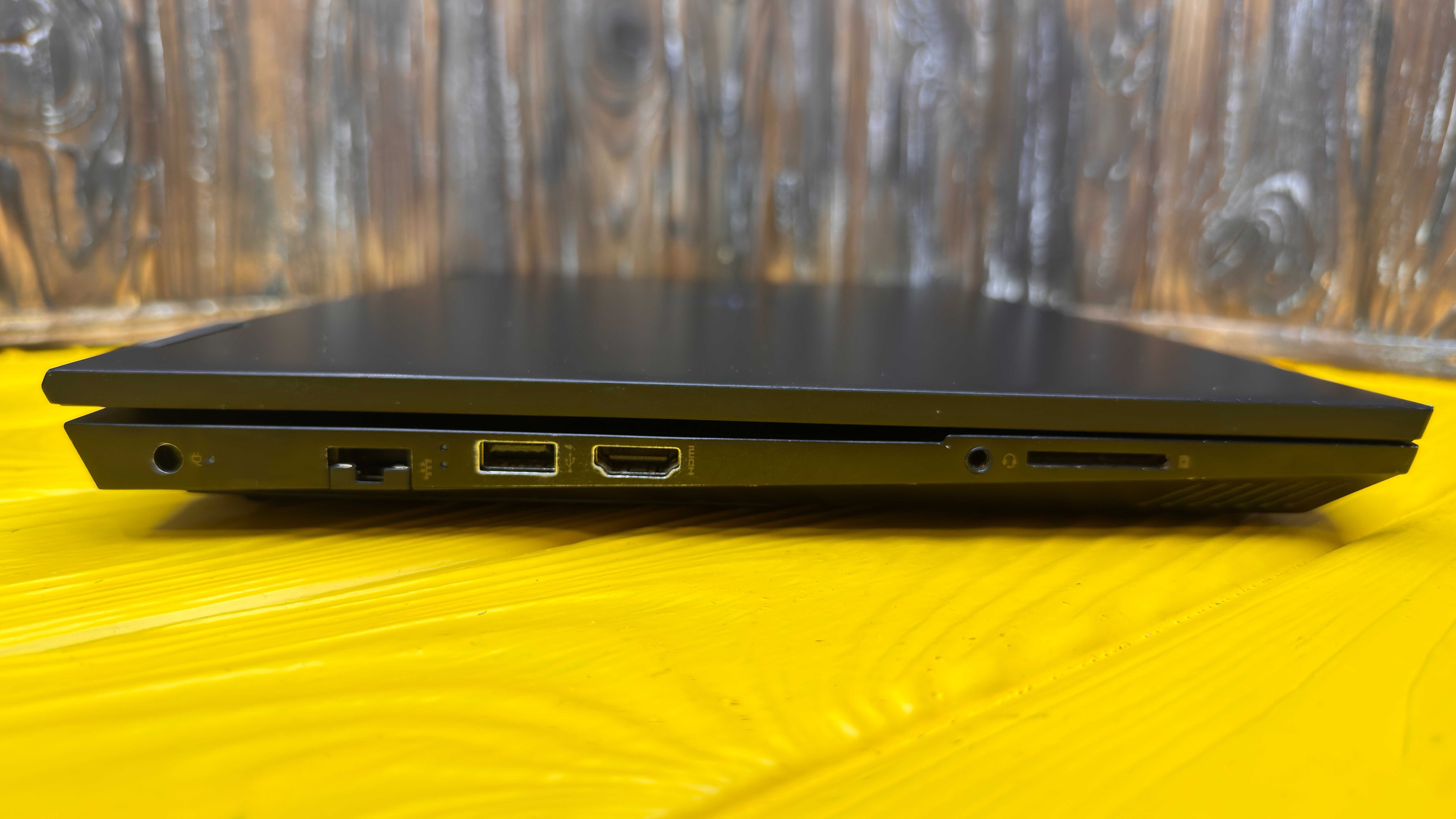 Геймерський Ноутбук Hp Omen 15-EK0026NW /i5-10300H/GTX 1660 TI 6 GB