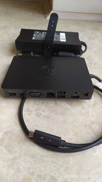Док станція Dell WD15 K17A+ б/п на 130w