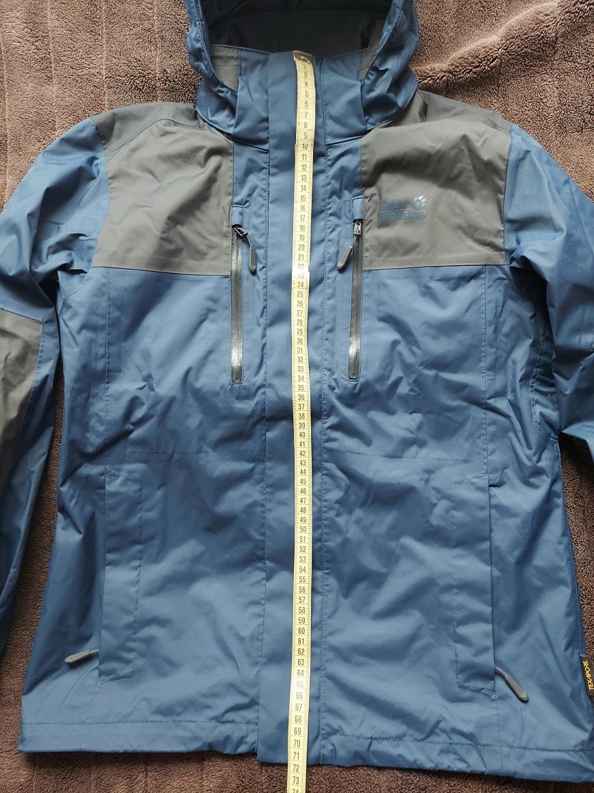 Куртка вітровка фірми Jack Wolfskin jasper Texapore оригінал 

Розмір