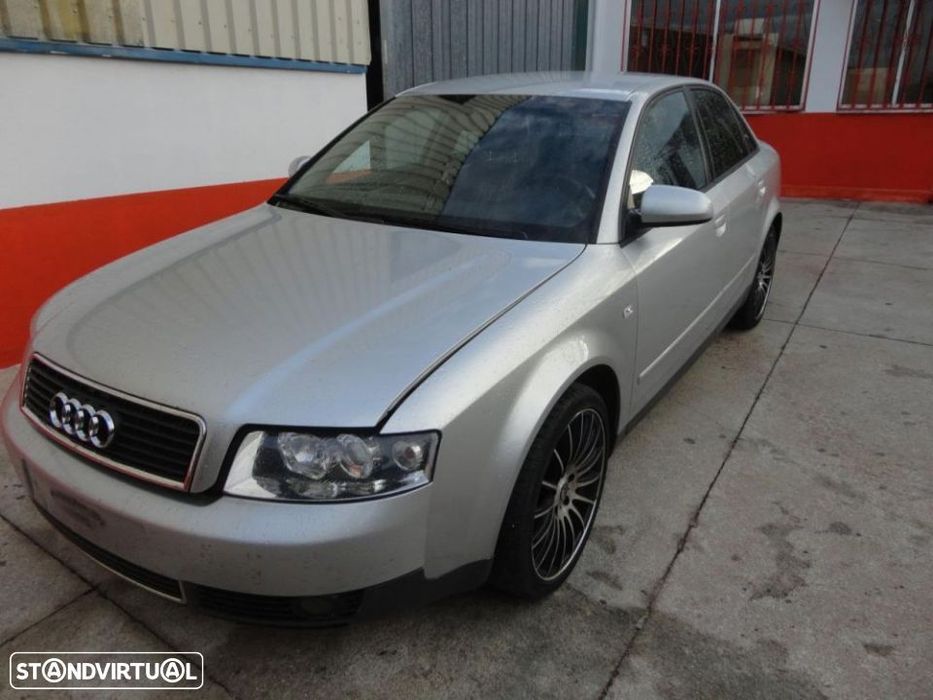 Audi A4 4 portas de 2000 a 2004
