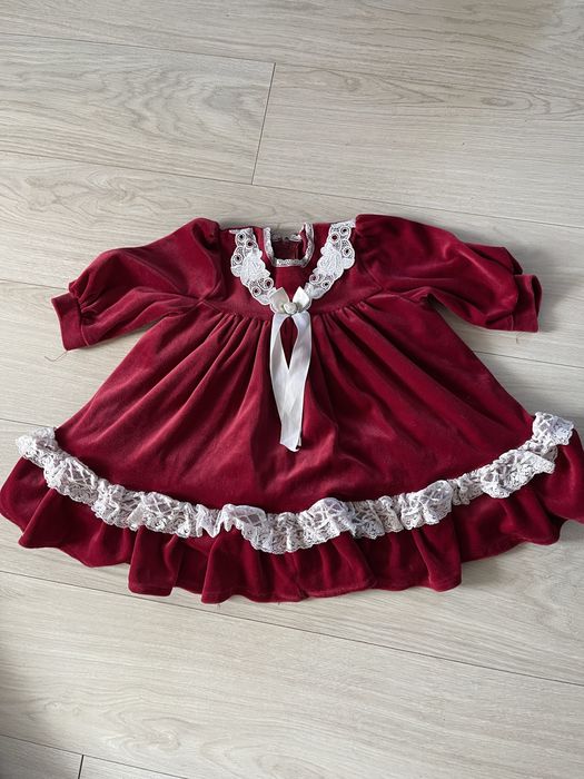 Сукня на дівчинку