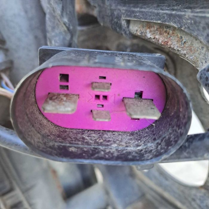 Pas Przedni Wzmocnienie Czołowe Kompletne AUDI A4 B6 1.8 Turbo 1.9 TDI