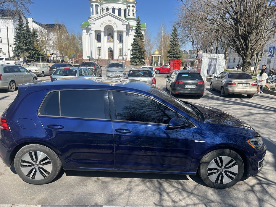 VW e-Golf SEL 2018 36kwh