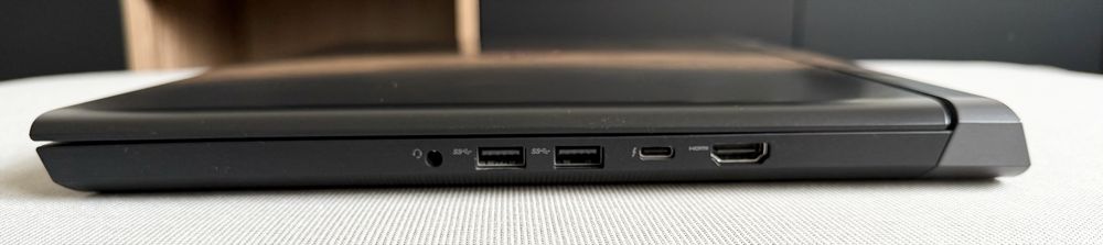 Dell Inspiron 7577 i5-7300HQ, GTX 1060 Max-Q, 16GB RAM, 500GB NVMe