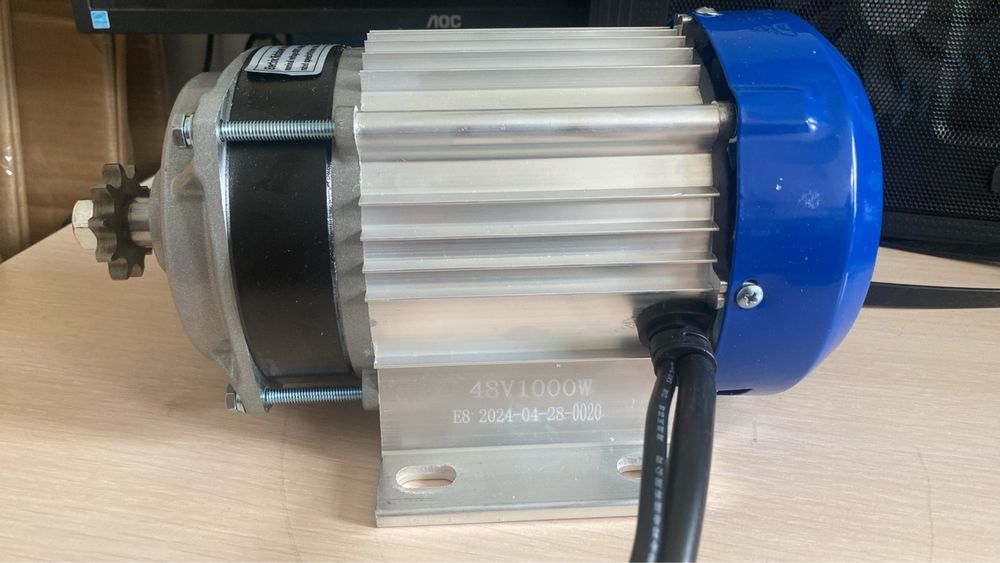 BLDC Безщітковий електродвигун 1000W, 48V з планетарним редуктором