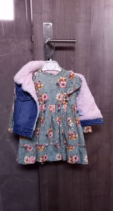Conjunto de colete e vestido 18meses