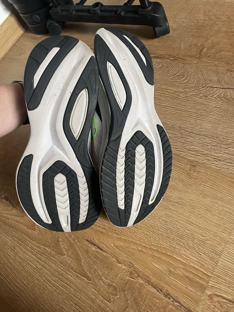 Saucony Guide 16