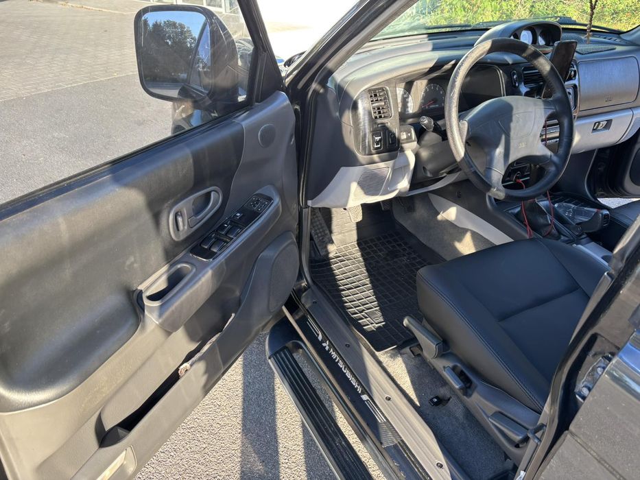 Продам Mitsubishi pagero sport 2007