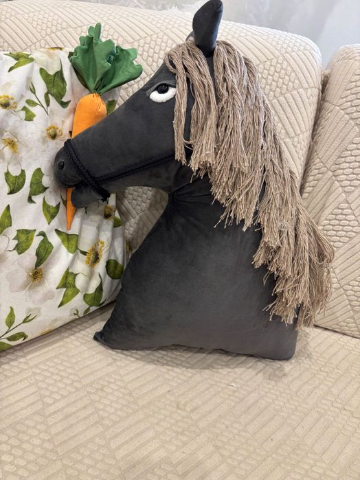 Poduszka w kształcie konia, Hobby horse, konik, Marchewka gratis