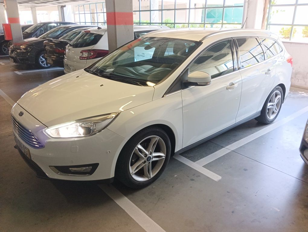 Ford Focus Titanium 1.5tdci 8v 120cv
