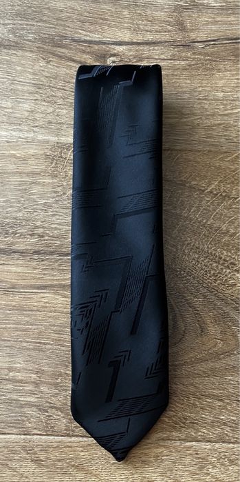 Cztery różne krawaty