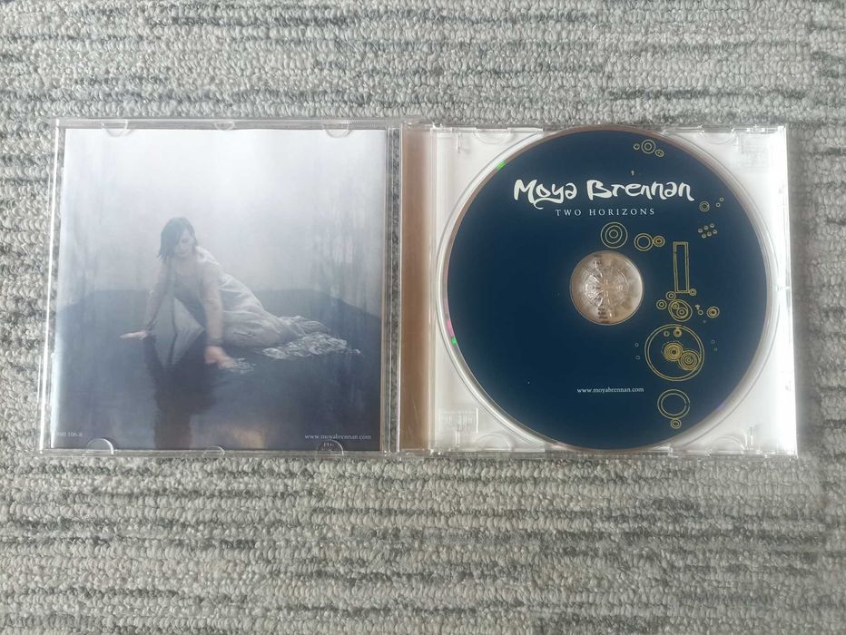 Moya Brennan Two horizons CD