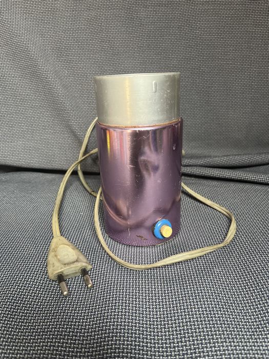 Vintage elektryczny młynek do kawy z lat 60tych/70tych plus upominek