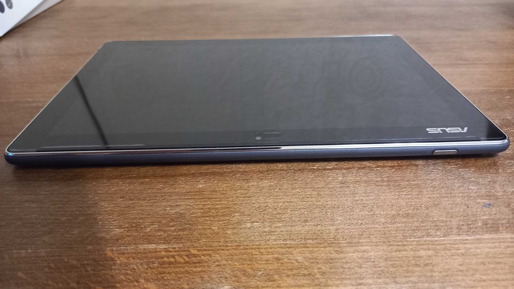 Планшет Asus ZenPad 10 2/32GB Wi-Fi P028 (Z301M)