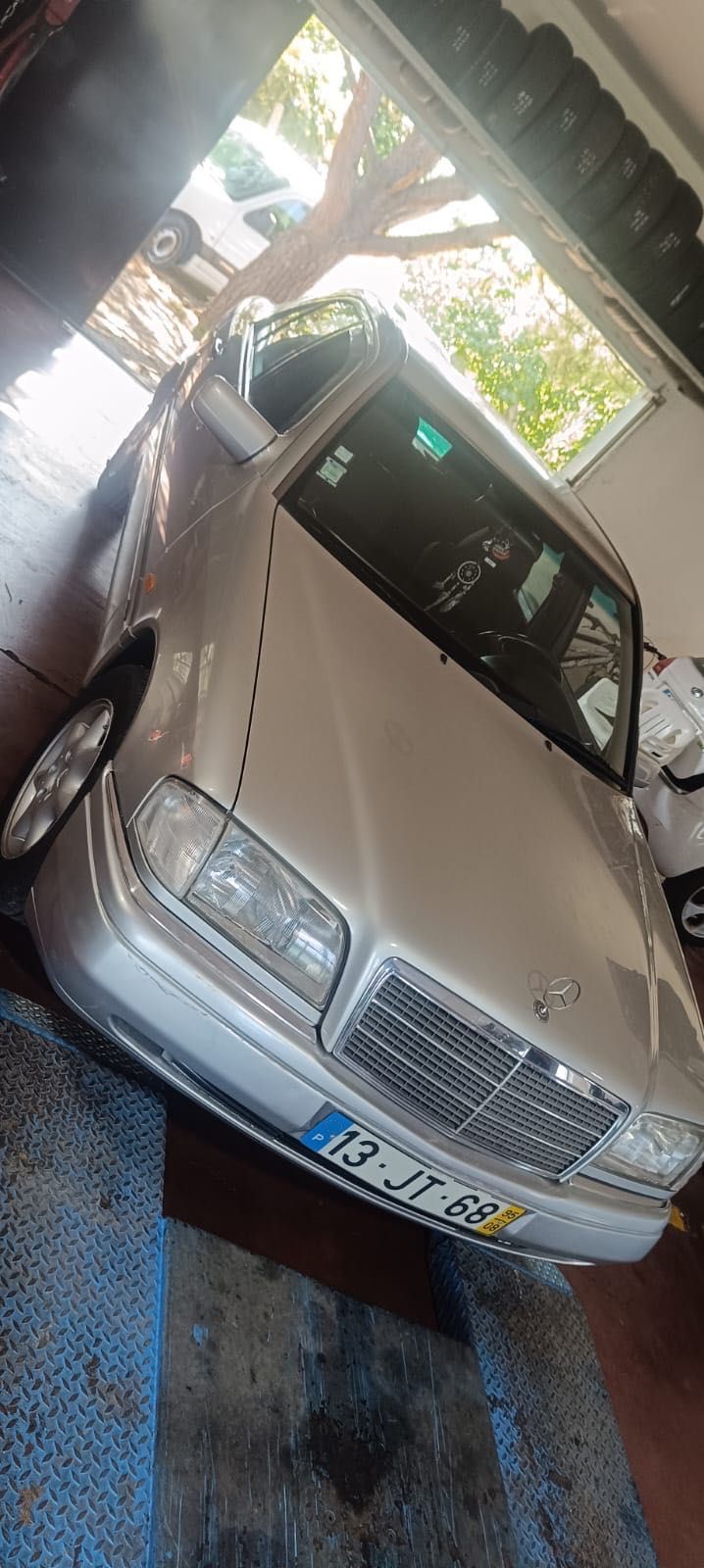 Mercedes Benz W202 C250