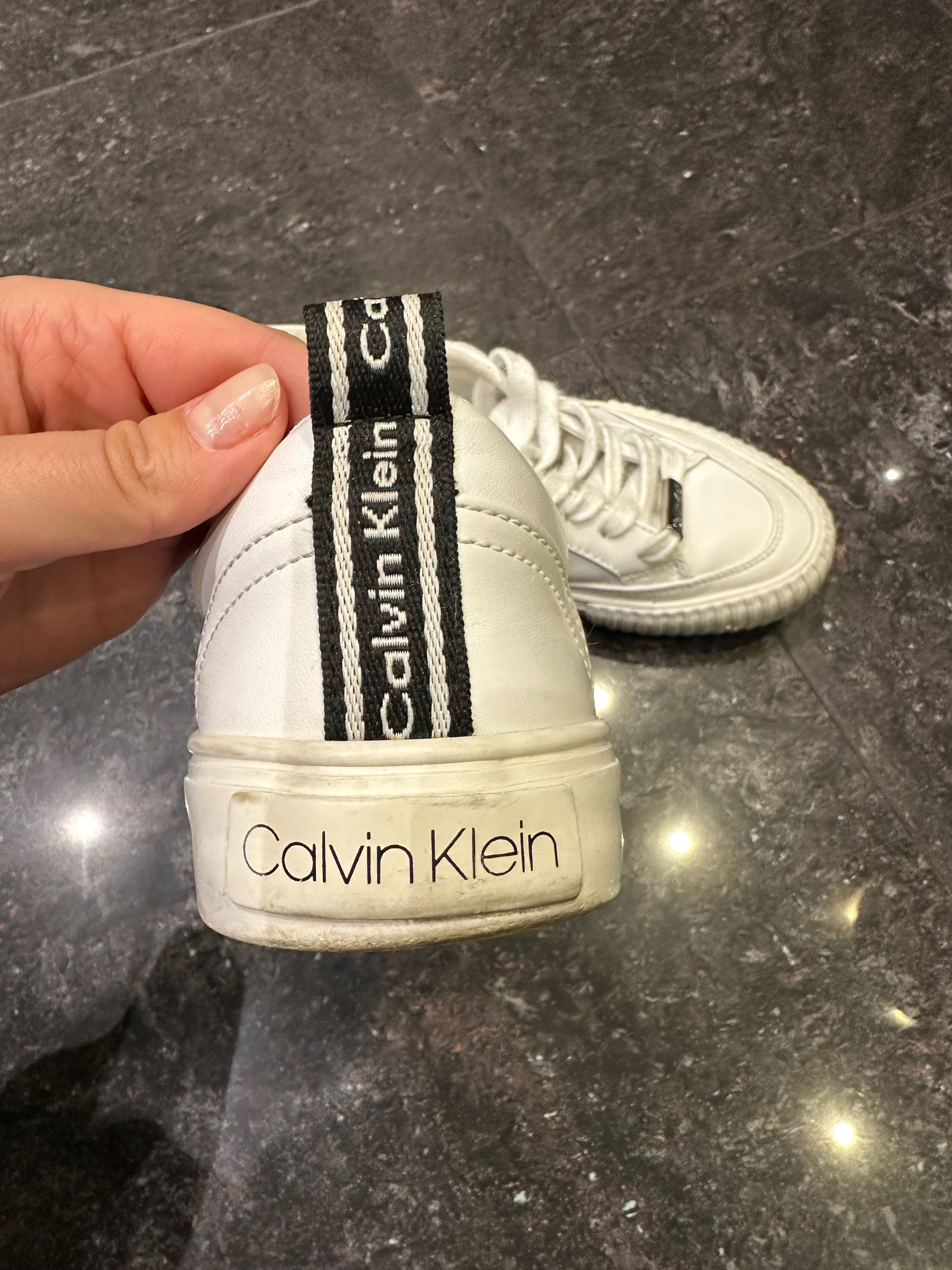 Жіночі кеди Calvin klein